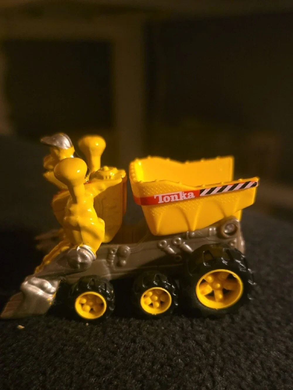 2001 Maisto Hasbro Tonka Diecast